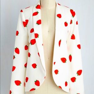 Nishe by ModCloth Strawberry Blazer Sz 10 NWOT